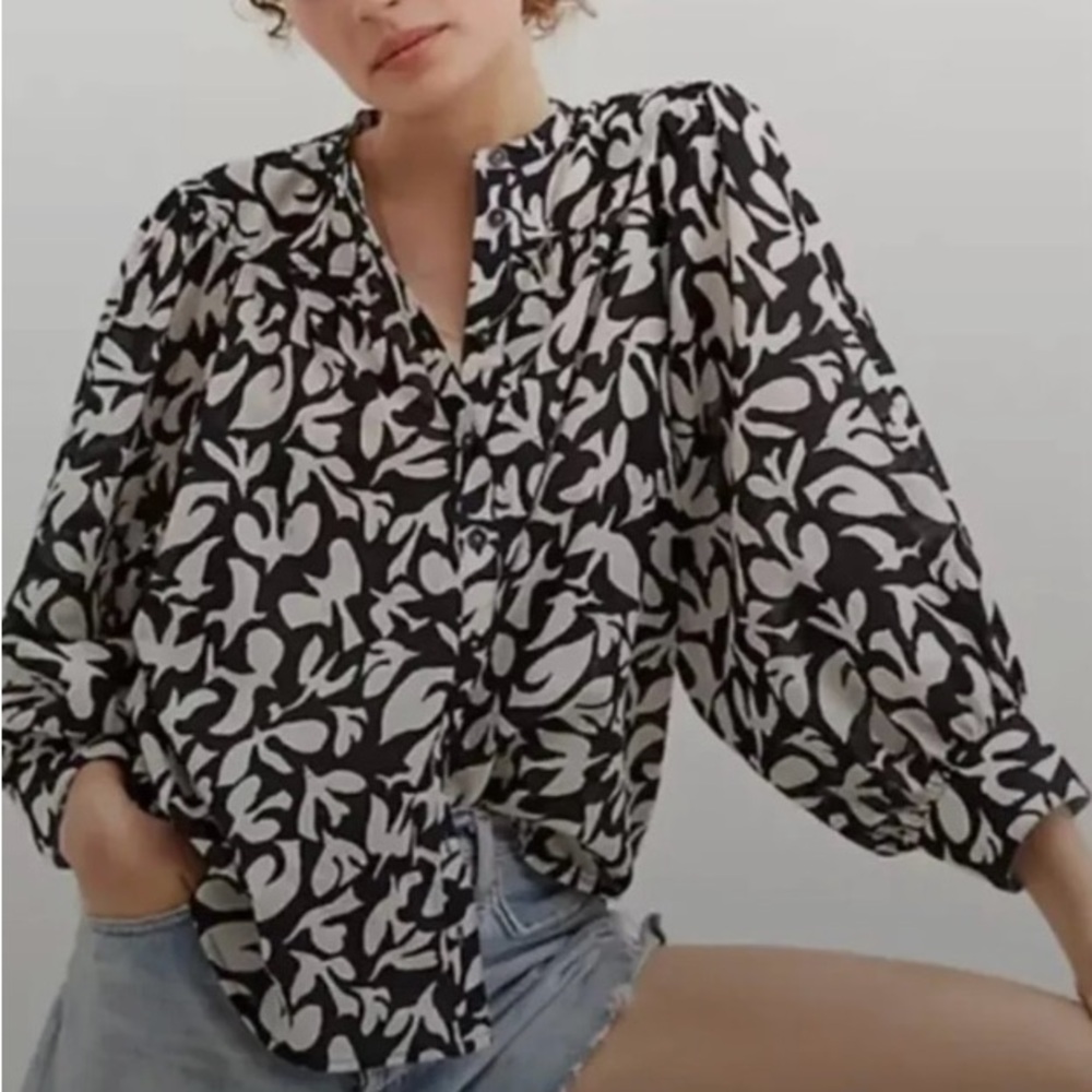 Danielle Kroll for Anthropologie Whimsical Bird Buttondown